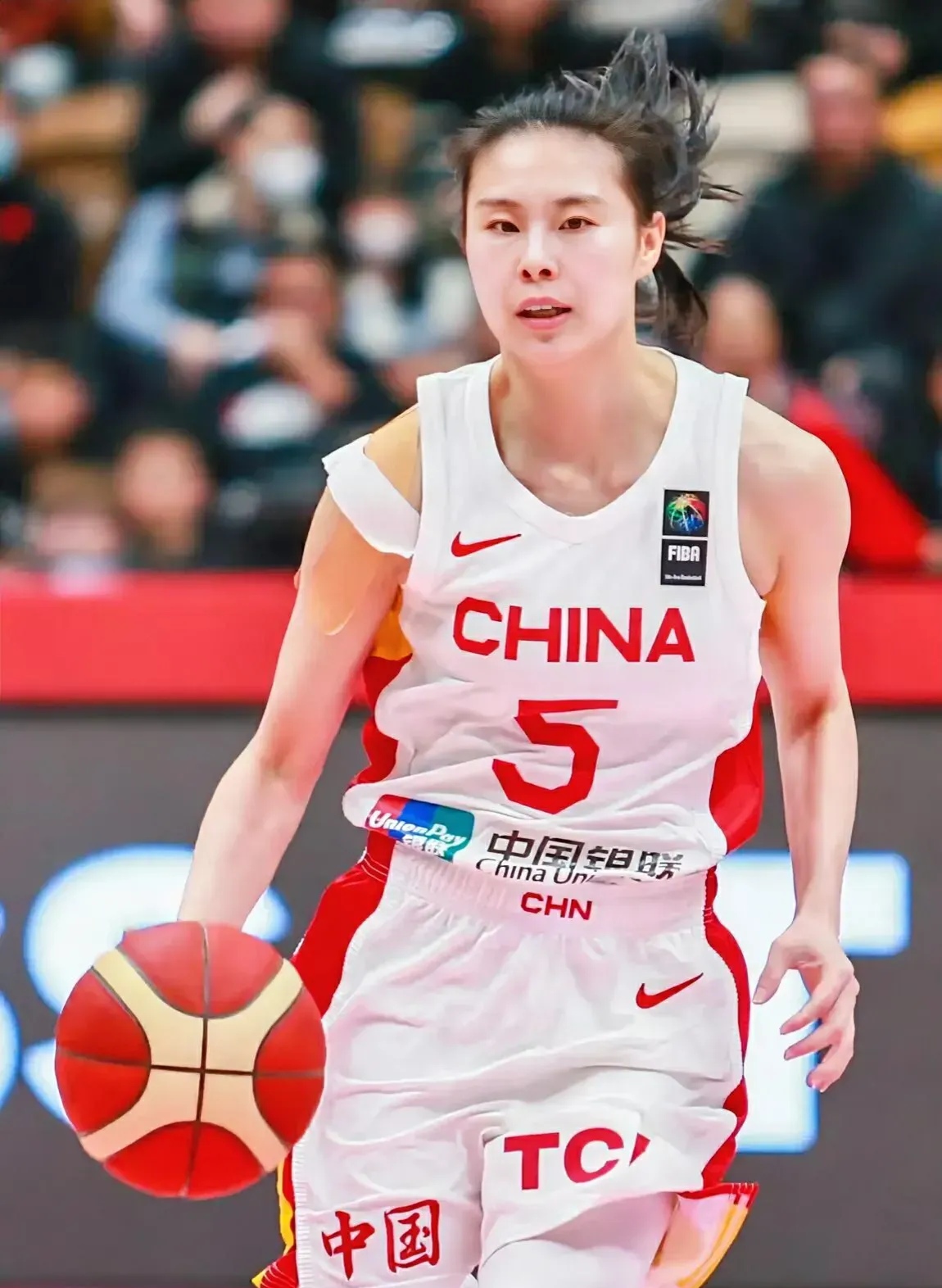 关于后卫发威！杨氏姐妹合砍20+12王思雨屡秀妙传抢眼的信息
