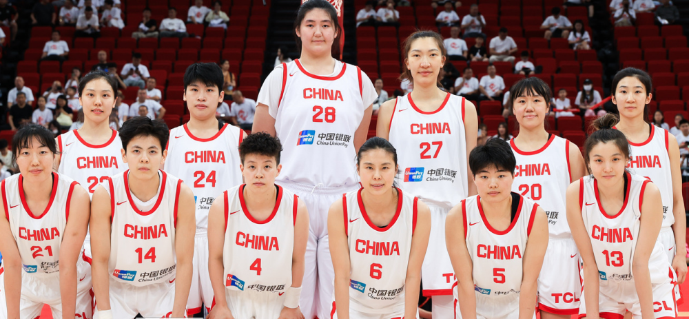 国家队大赛首秀！张子宇13分末节双塔让人期待(张子宇比赛视频)